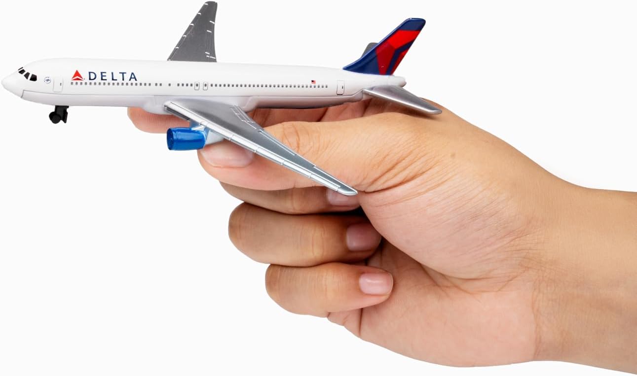 Daron Delta Airplane Die-Cast Model Airplane Toy