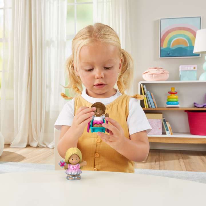 Fisher-Price Barbie Little People with 2 Characters