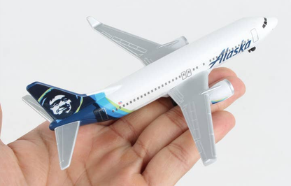 Daron Officially Licensed Alaska Airlines Single Die-Cast Plane
